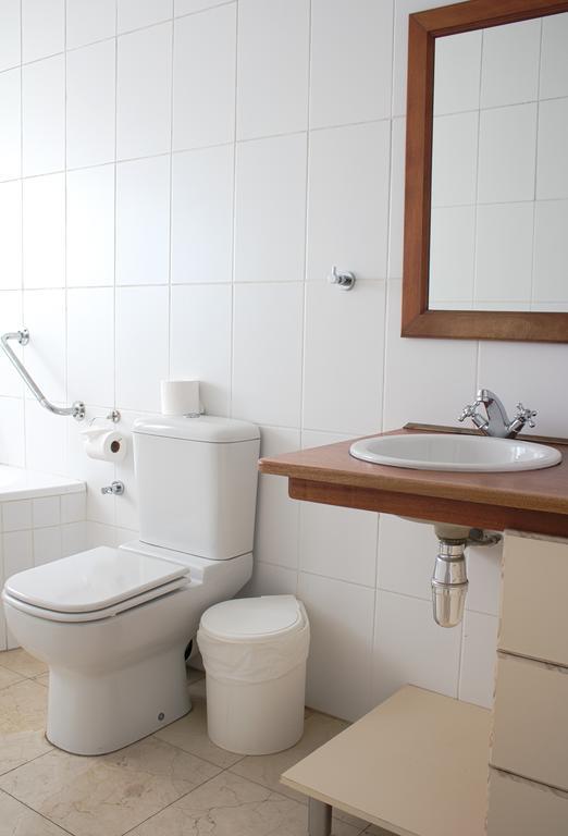 Oceans Hotel & Self Catering Моссел-Бей Экстерьер фото