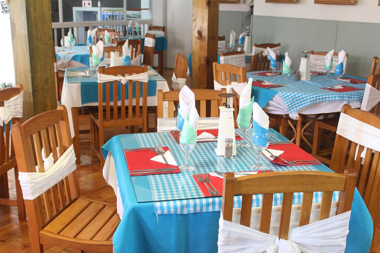 Oceans Hotel & Self Catering Моссел-Бей Экстерьер фото